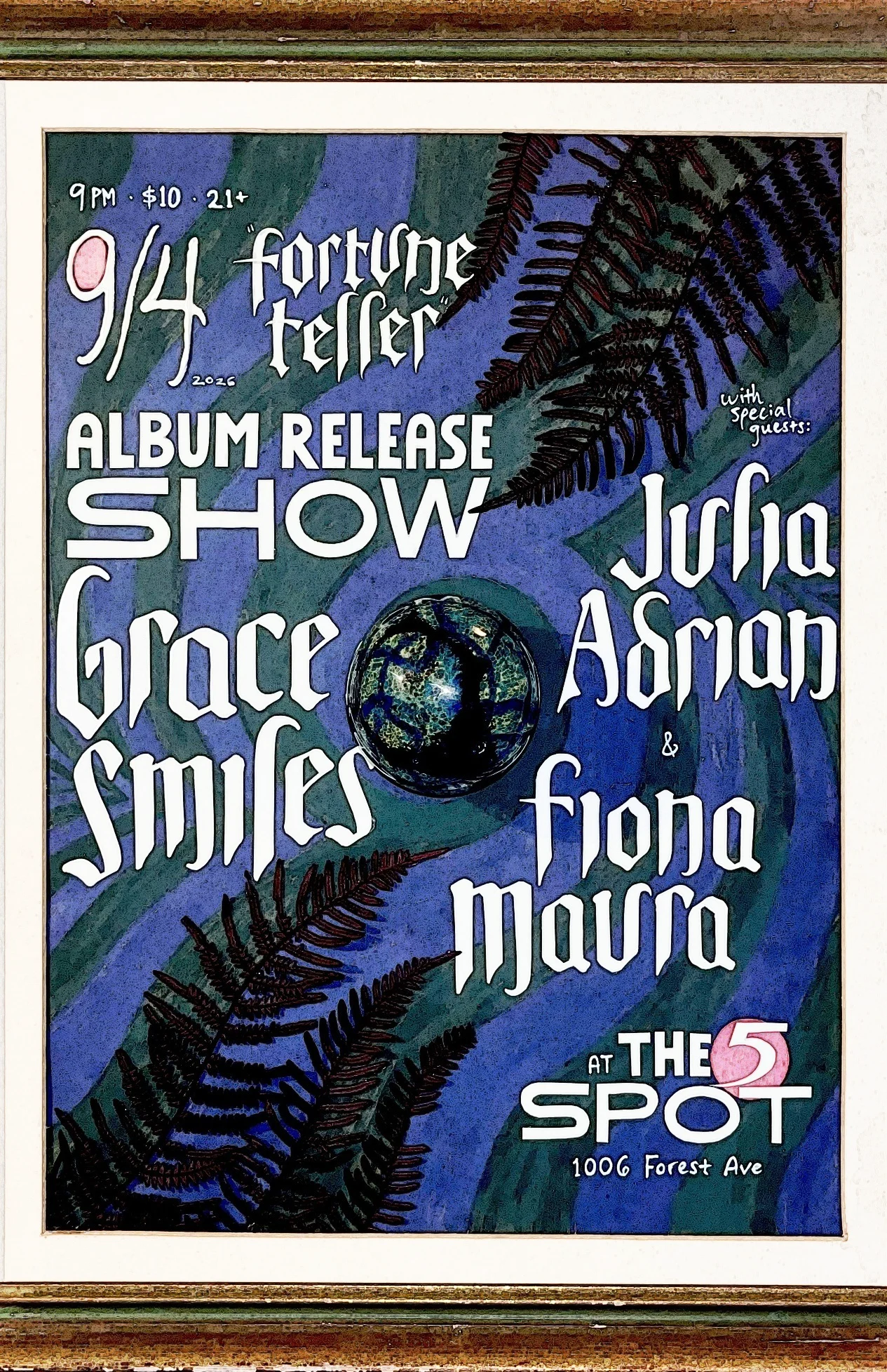 Grace Smiles, Fiona Maura, Julia Adrian